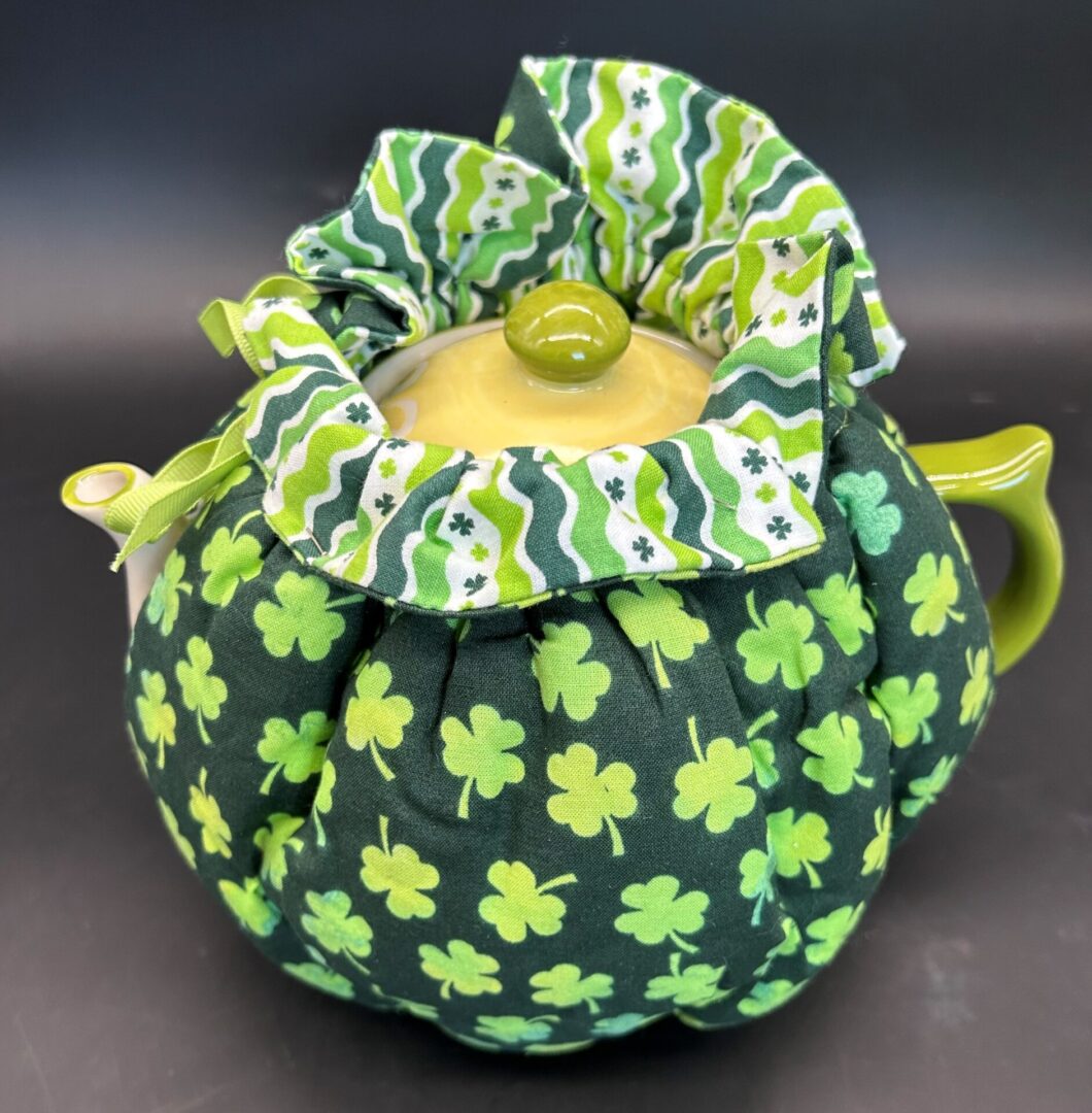 Wrap-Around Cozy: Celtic Irish Large Shamrock Pattern