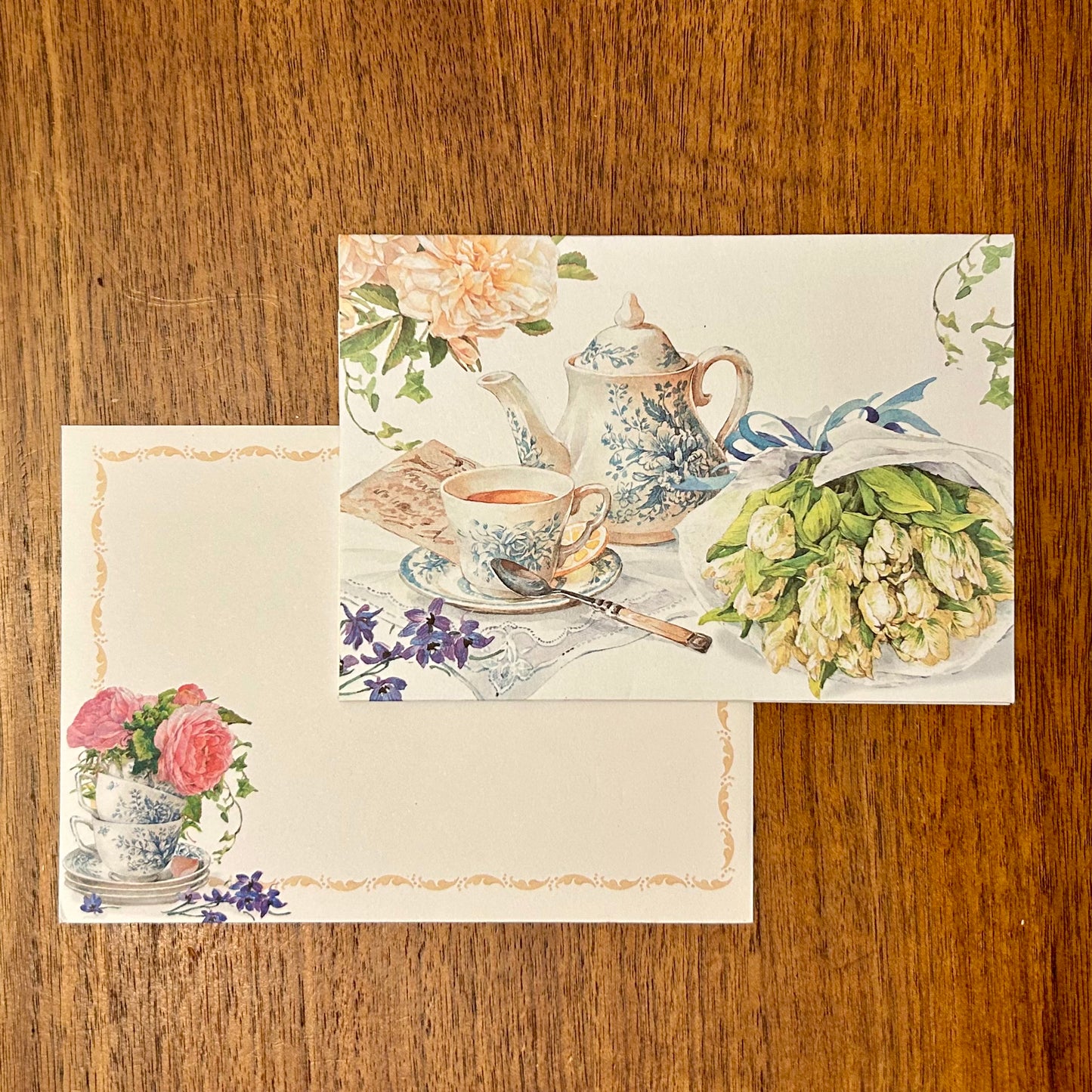 Greeting Card: Teatime Giftcard Holder
